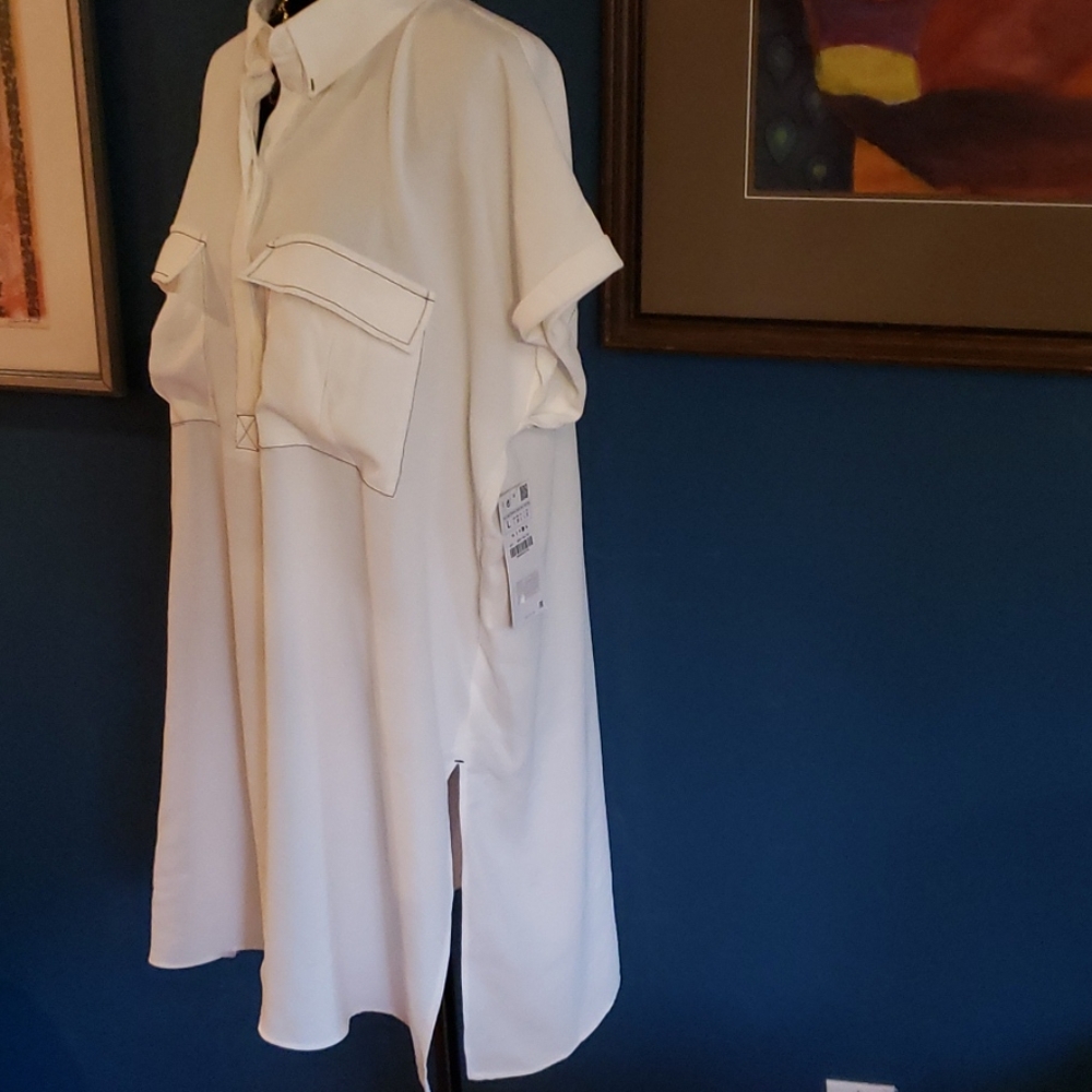 Zara☆ NWT White Dress with black stitching